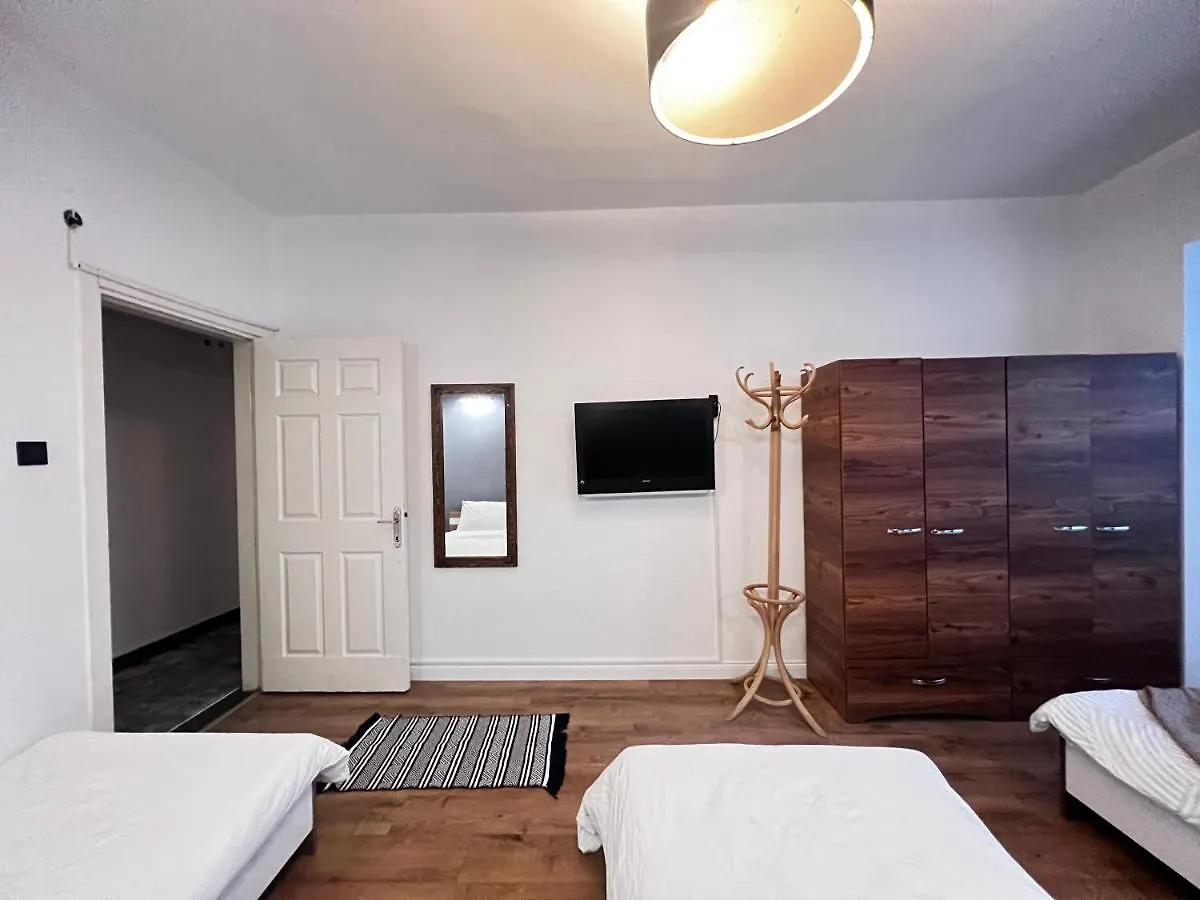 شقة Spacious Family Flat , 3Br, 2Ba اسطنبول 0*,