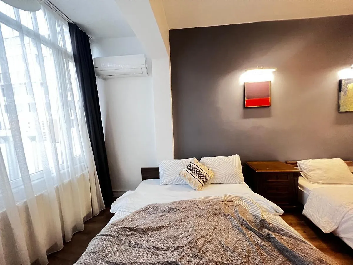 شقة Spacious Family Flat , 3Br, 2Ba اسطنبول 0*,  تركيا